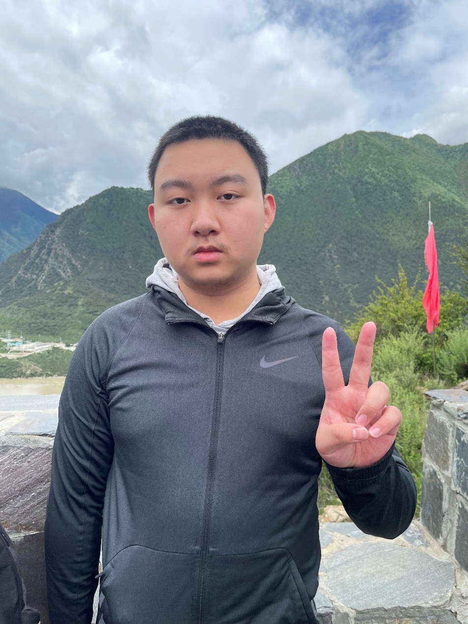 刘宇浩.jpg