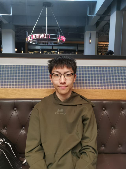刘晨骏.png 刘晨骏.png